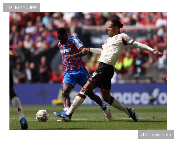 萨拉赫助攻范戴克破门 利物浦锋线核心作用凸显